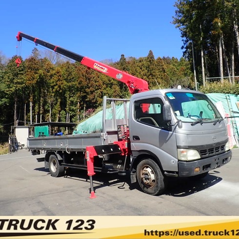 日野の2t デュトロ 小型トラック