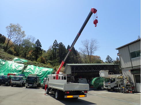 クレーン　高所作業車　ダンプ　重機　パッカー車