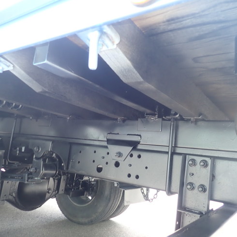 機材　資材　運搬　荷台　架装