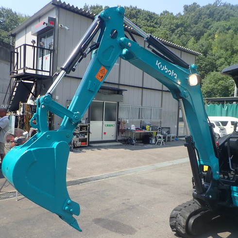 作業灯　夜間　暗い　コンパクト　パワー