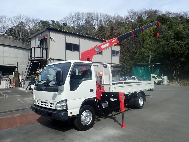 クレーン付きトラック（車両積載型クレーン）ユニック・タダノ 