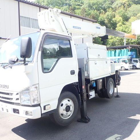 isuzu　イスズ　いすゞ　エルフ　トラック