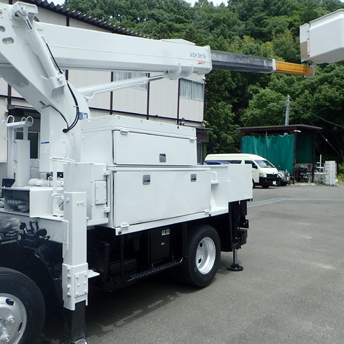電柱 信号機 防犯カメラ CATV 光回線