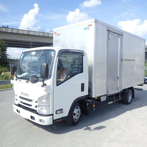 イスズエルフ　アルミバン 中古　バン　検付