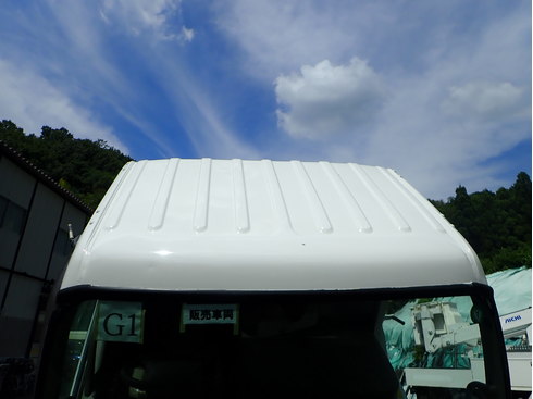 カーゴクレーン　ゼスト　サイレントエコ　TADANO