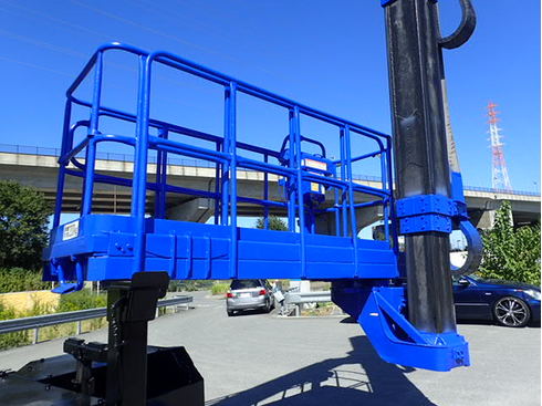 橋梁点検車　タダノ