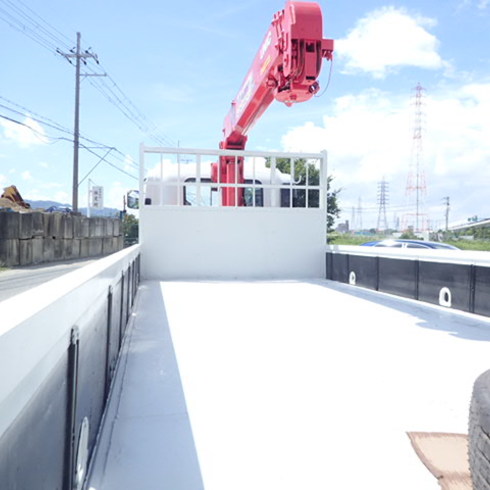 いすゞトラック荷台